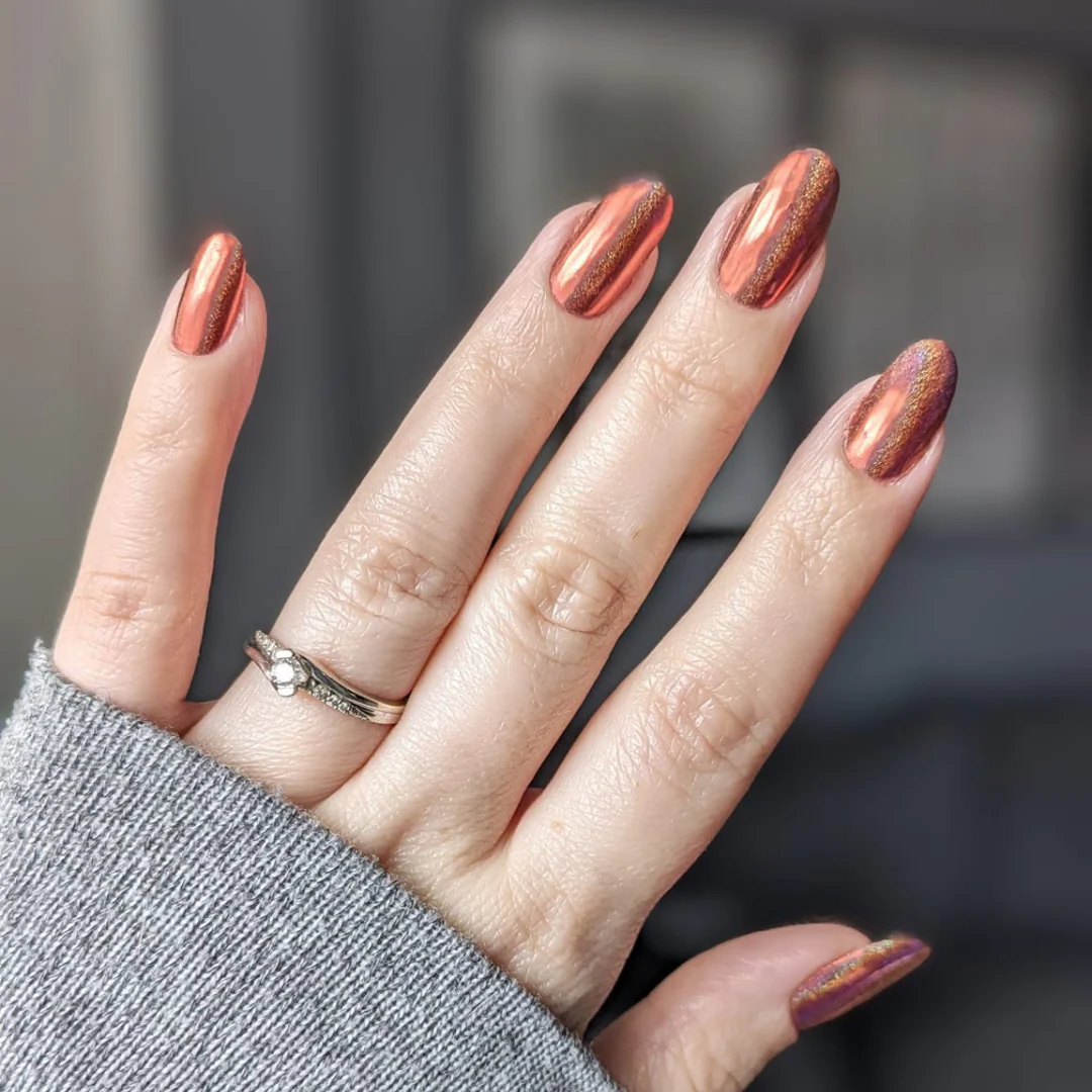 Auburn - Holographic Nail Powder - Image 8