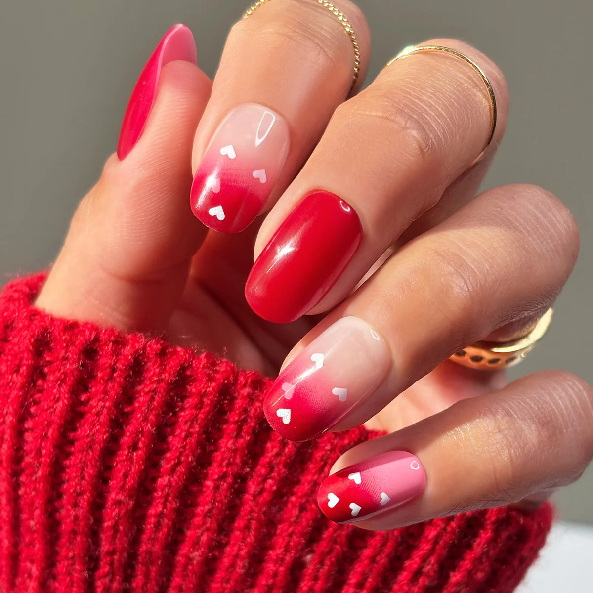 Blushing Bouquet - Oval Medium - Sustainable Nails - Image 3