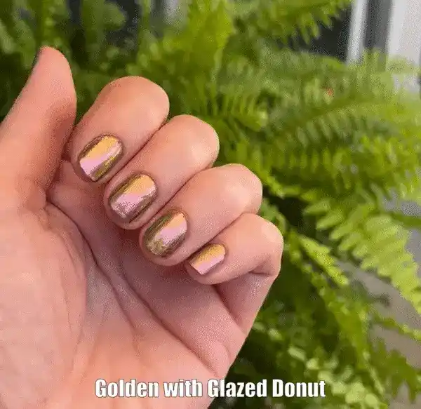Golden - Shade Shift Metallic Nail Powder - Image 4