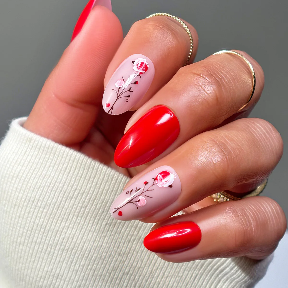 Heartfelt French - Almond Medium - Sustainable Nails - Image 3