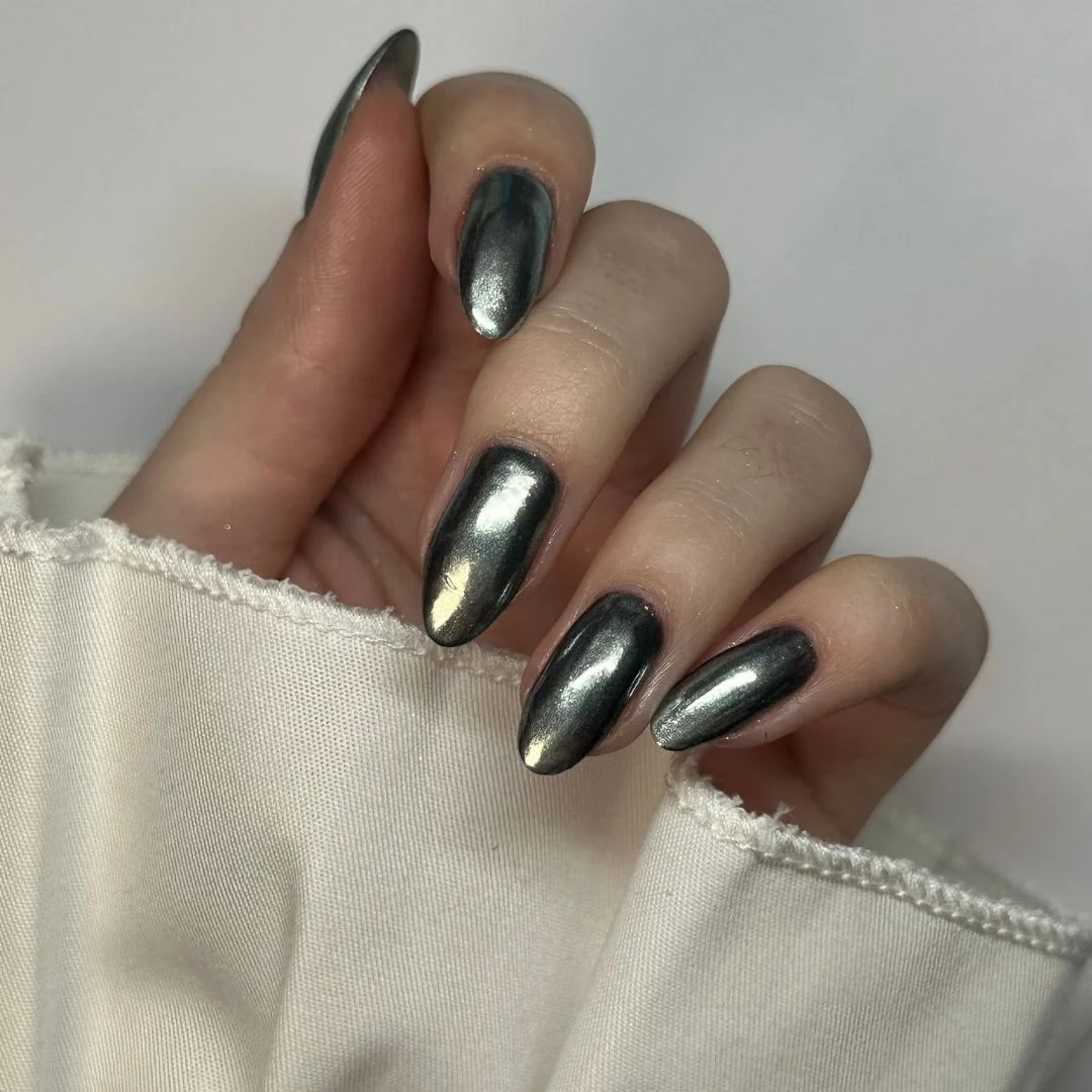 Glazed Silver - Metallic Nail Powder - Image 5