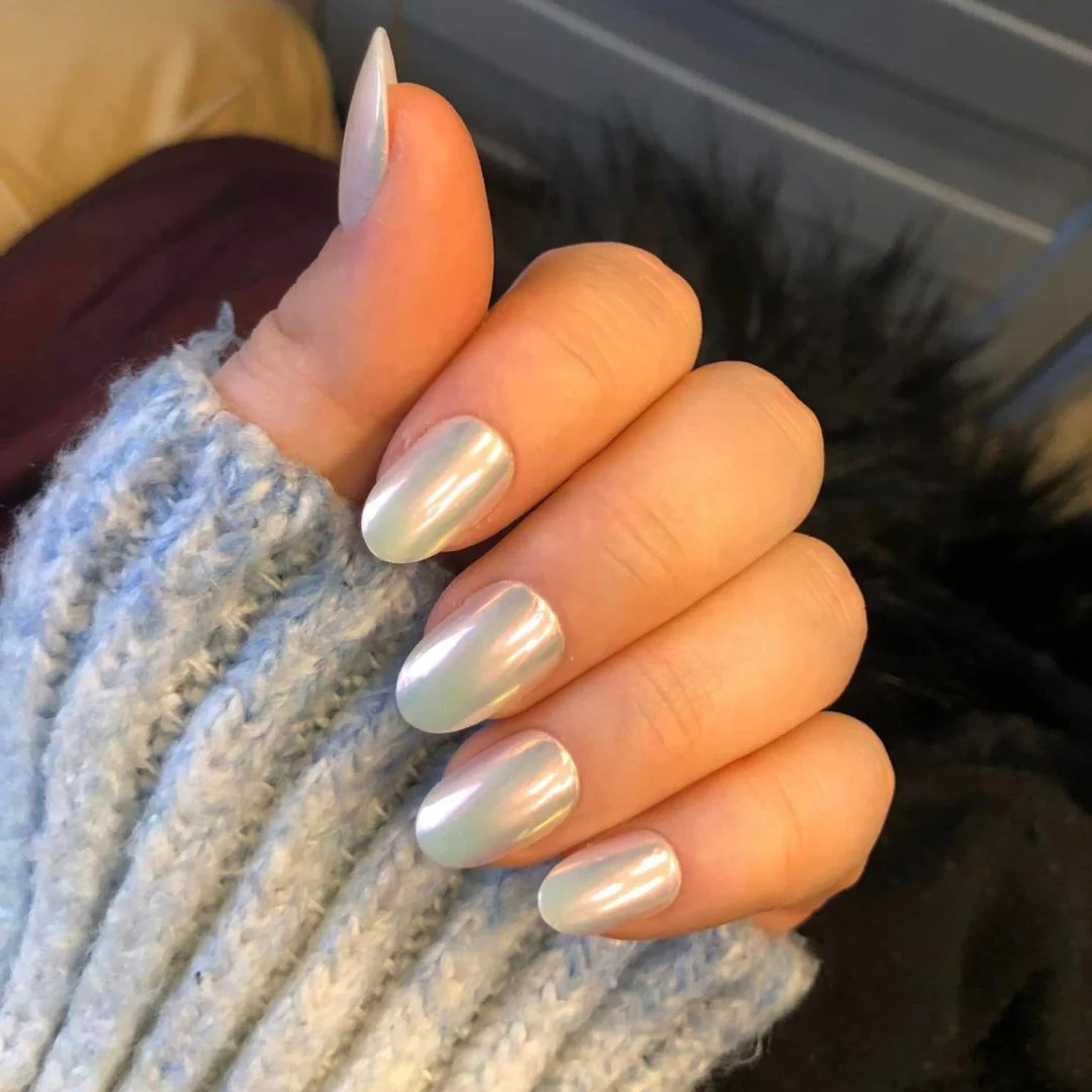 Alabaster Glazed - Oval - Sustainable Nails - Image 3