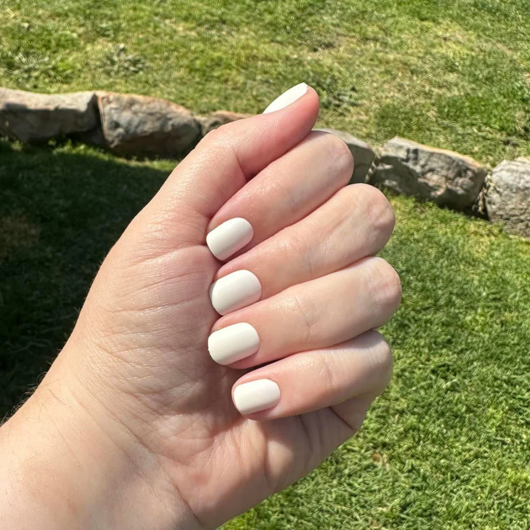 Cream - Square - Sustainable Nails - Image 3