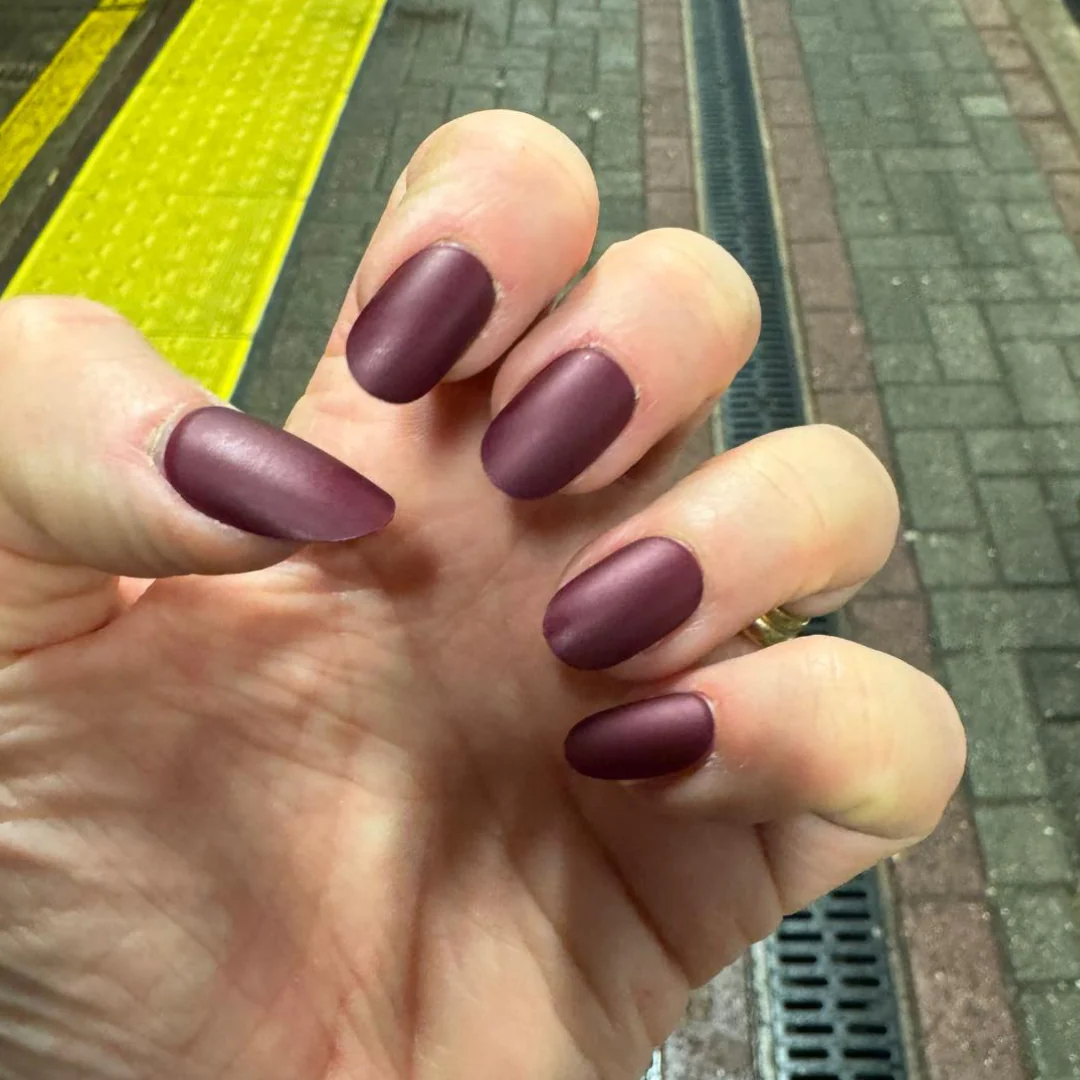 Merlot - Oval Sustainable Nails - Image 3